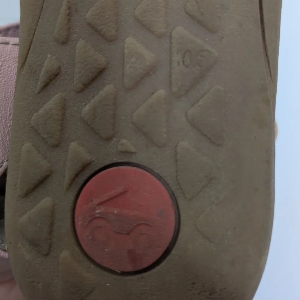 See Kai Run Pink Sandals 10.5T